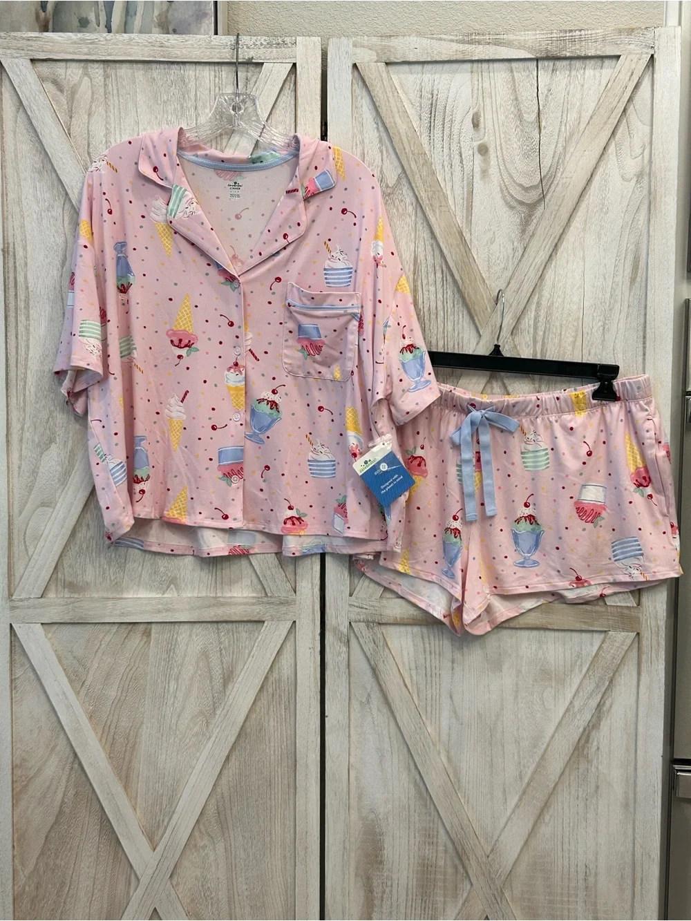 Pink Ice Cream Print Short Pajama Set - Soft Sleep Top & Shorts